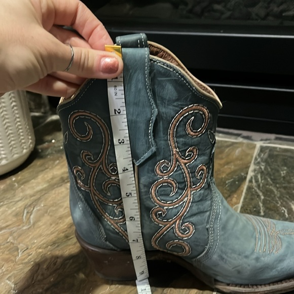Corral Blue Booties Like New - Picture 8 of 9